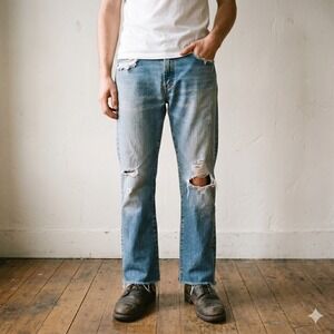 Vintage Y2K Levi's 517 Boot Cut Jeans Mens 31x26 Blue Distressed Raw Hem Grunge